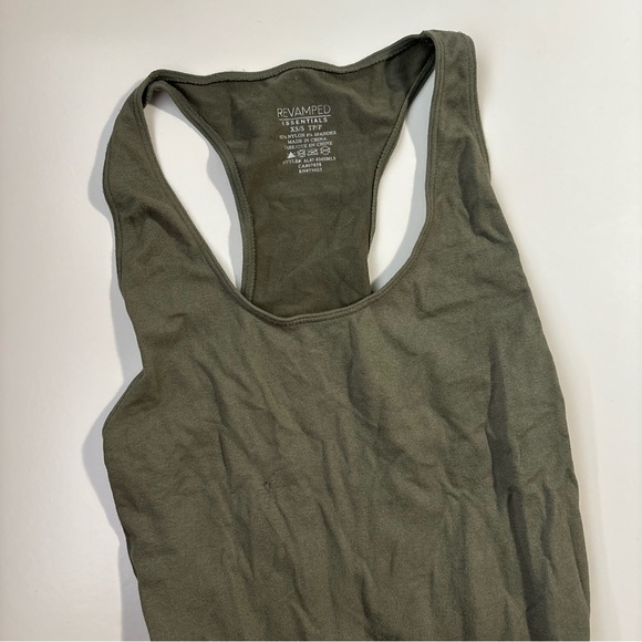 Green Seamless Bodysuit - Picture 4 of 6